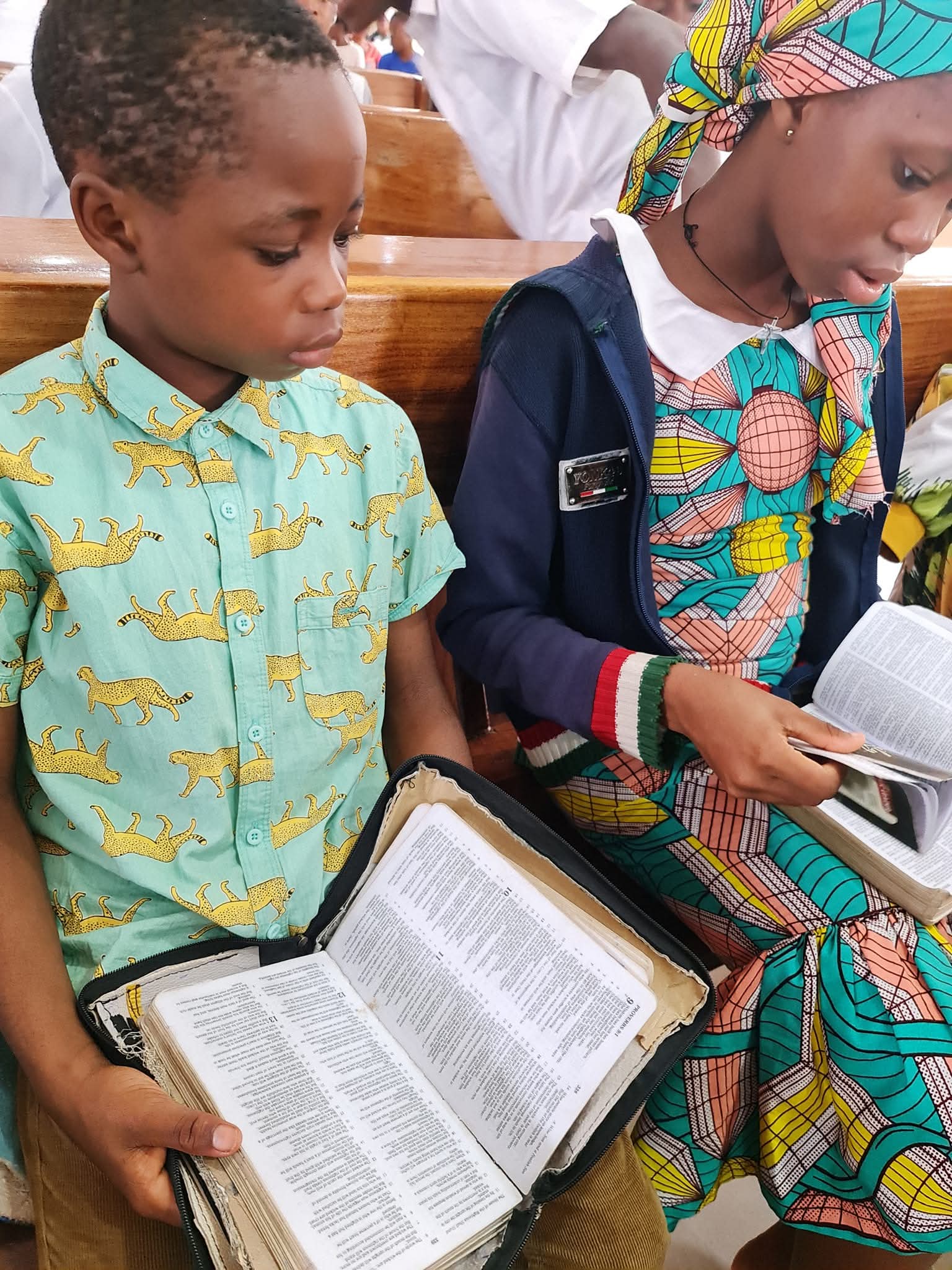 Teenagers at the competition